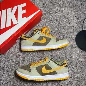 Nike Dunk Dusty Olive